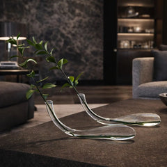 Fluid vase